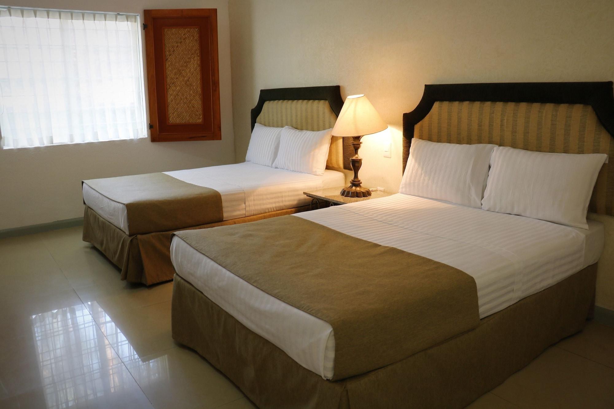 Zar Colima Hotel Exterior photo