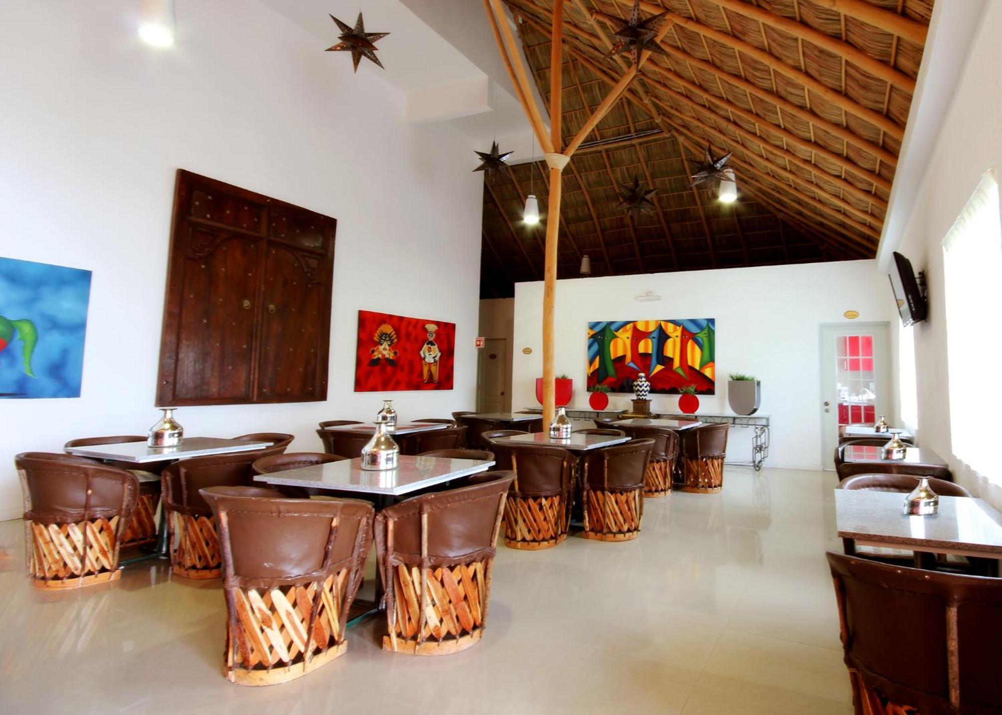 Zar Colima Hotel Exterior photo