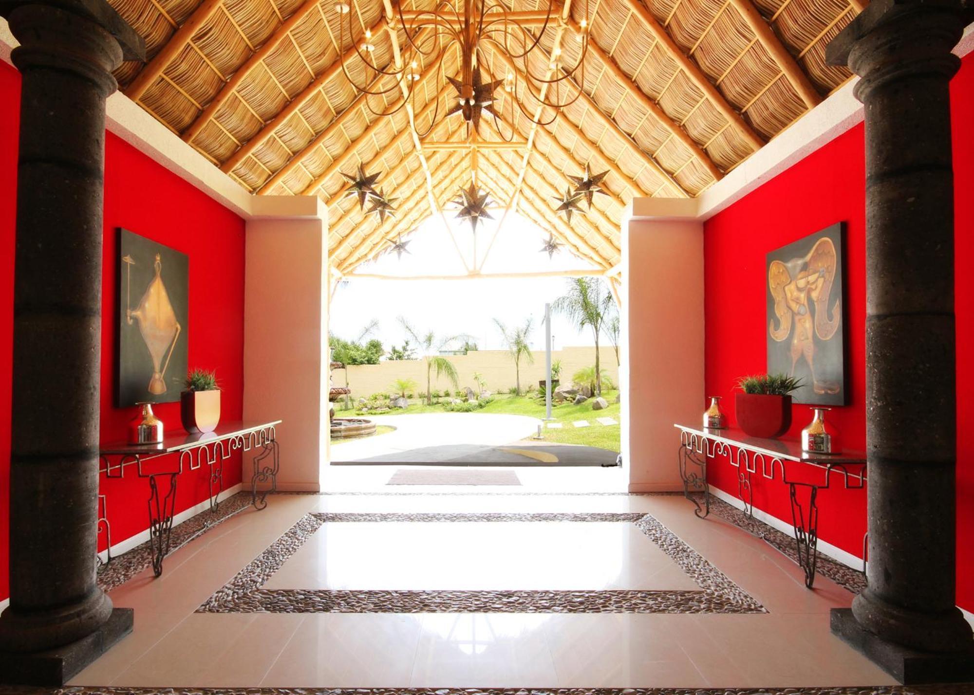 Zar Colima Hotel Exterior photo